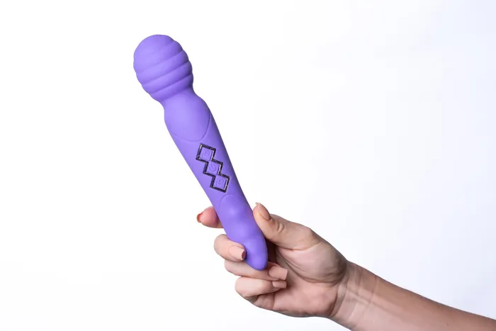 Maia Toys Vibrators Zoe Twisty Dual Vibrating Pleasure Wand Purple